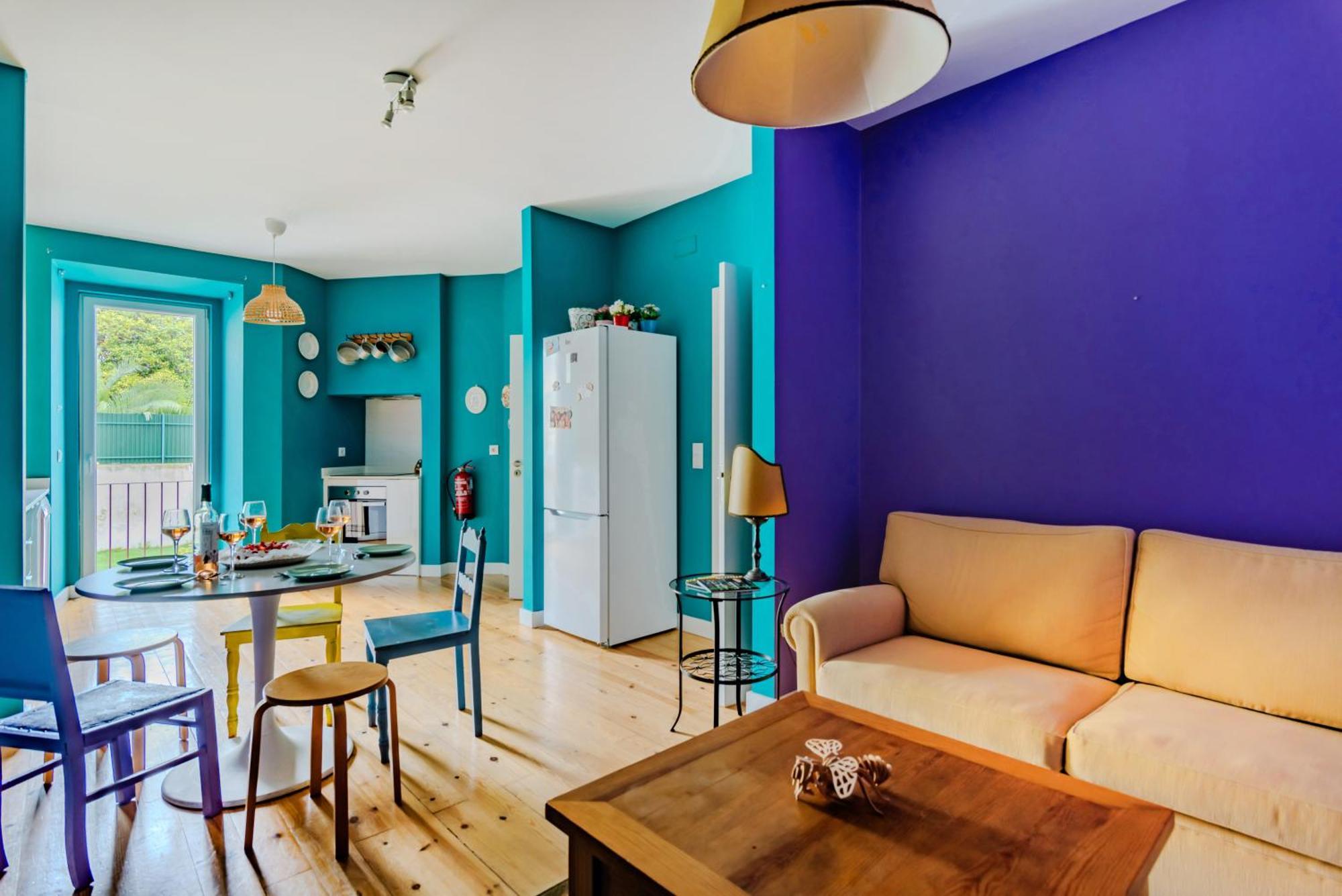 Monica'S Place A Friends' Inspired Apartment Лиссабон Экстерьер фото